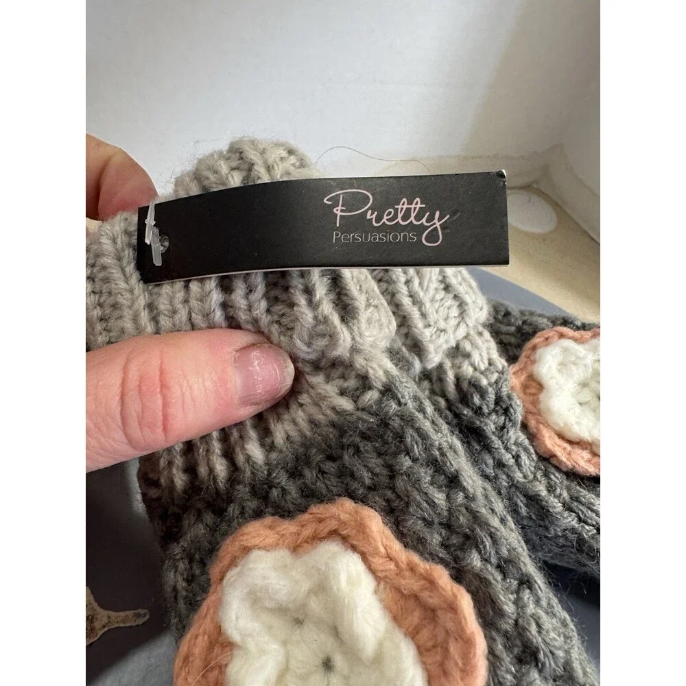 Pretty Persuasion Girls Embroidered Crochet Flower Lined Mittens Bohemian Hippie